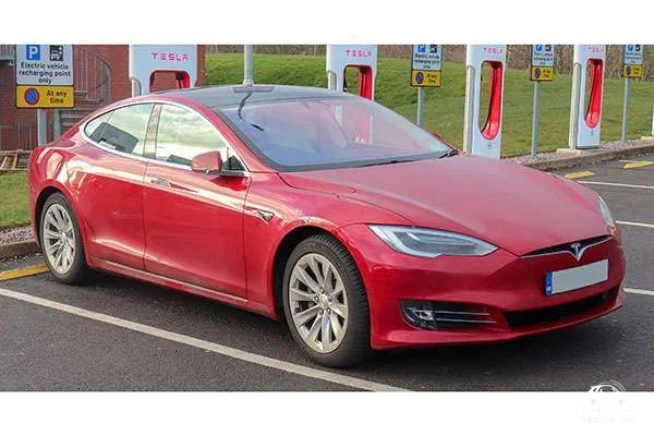 Tesla เตรียมยุติการผลิต Model S และ Model X