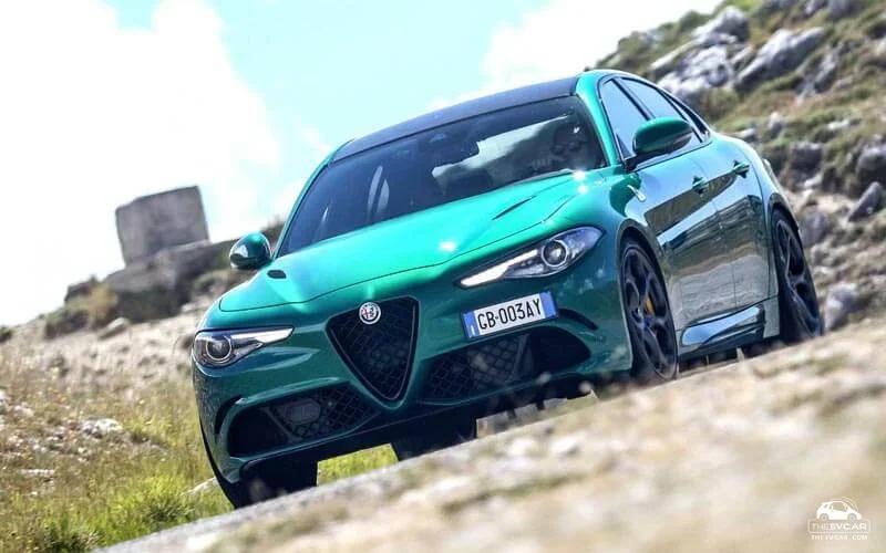 Alfa Romeo จะเปิดตัวรถยนต์ EV รุ่น Hot GTV และ Spider ในปี 2567