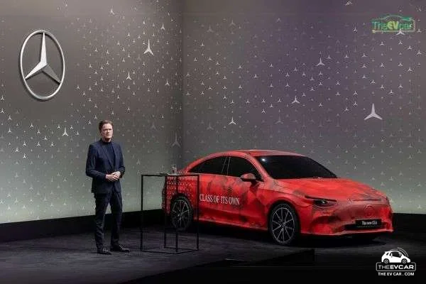 Benz กางแผน “Intense Product Launch” พร้อมเร่งดันรถไฟฟ้า-ไฮบริด