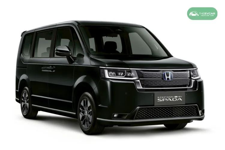 ฮอนด้าเคาะราคา STEP WGN 1.78 ล้าน ทุบตลาดรถครอบครัวนำเข้า