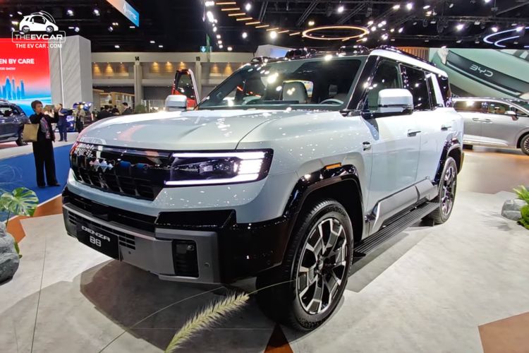 พรีวิว Denza B8: เอสยูวีเรือธงสายลุย 570 แรงม้า ท้าชน Land Cruiser