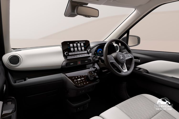 eK Cross EV