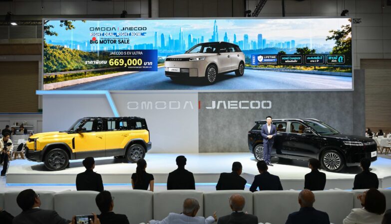 OMODA & JAECOO เปิดตัว JAECOO 5 EV ULTRA เขย่าตลาดอีวี